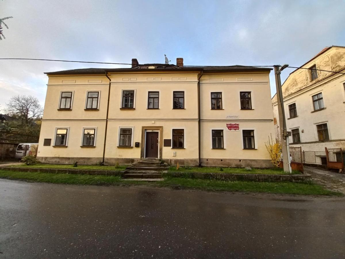 Penzionek U Frantiska Marenice Exterior foto