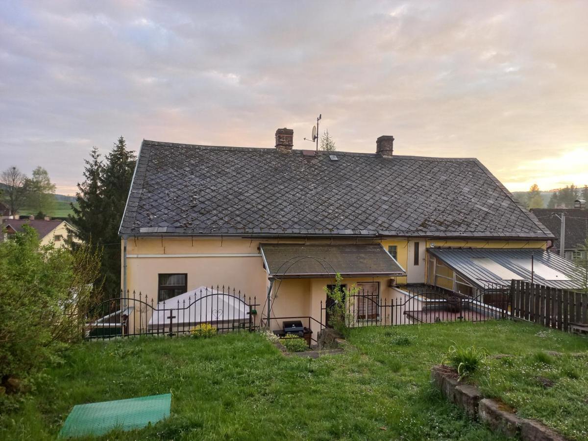 Penzionek U Frantiska Marenice Exterior foto